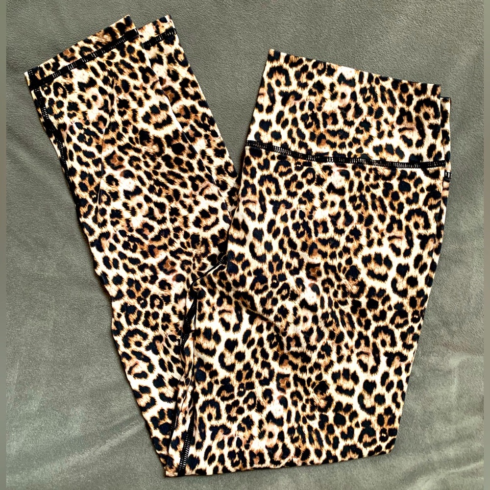 Leopard Brilliant Scrunchy What Hi-Rise 7/8 Legging 24” Inseam